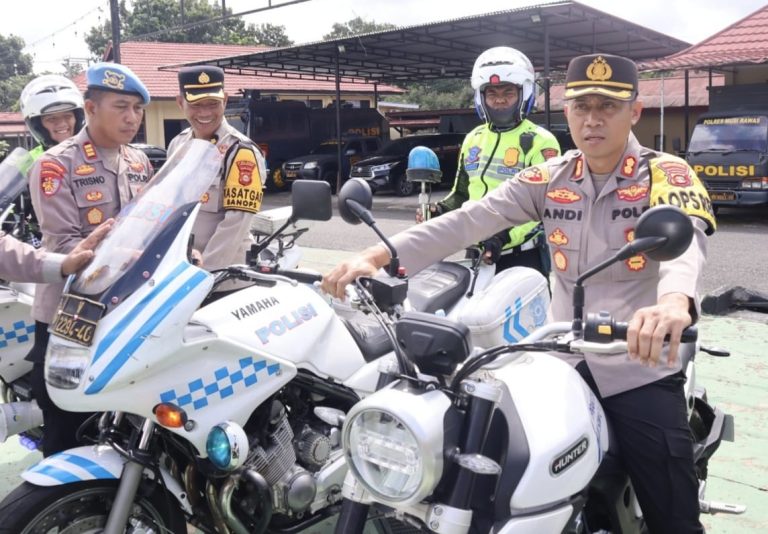 Tunjang Kinerja Dalam Pelayanan Masyarakat, Kapolres Musi Rawas Pimpin Apel Pemeriksaan Kendaraan Dinas Personel